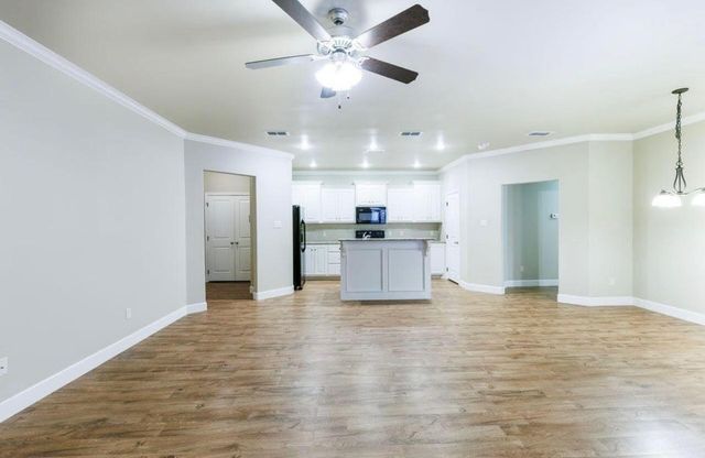 10108 Englewood Avenue, Lubbock, TX 79424