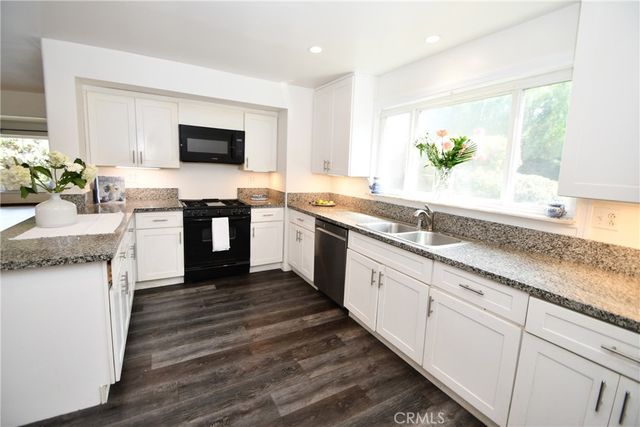 24263 Los Codona, Torrance, CA 90505