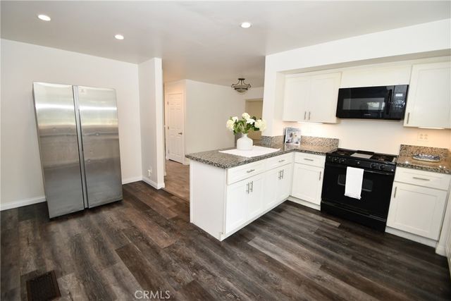 24263 Los Codona, Torrance, CA 90505