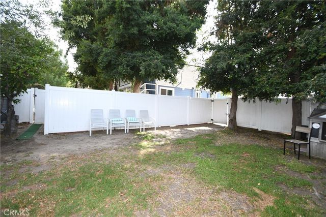 24263 Los Codona, Torrance, CA 90505