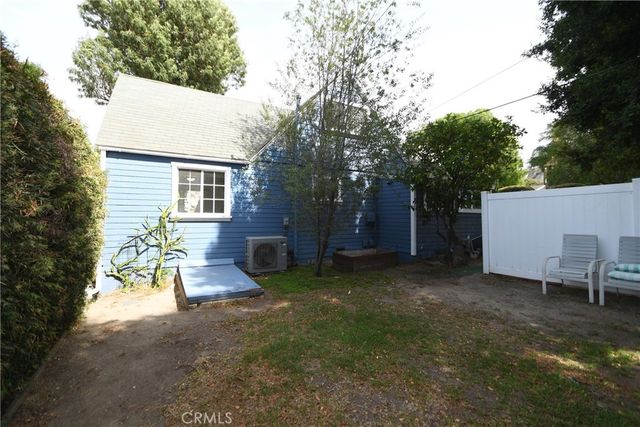 24263 Los Codona, Torrance, CA 90505