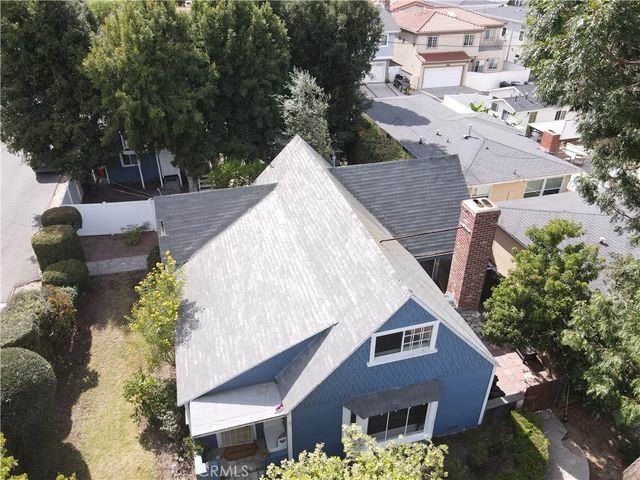 24263 Los Codona, Torrance, CA 90505