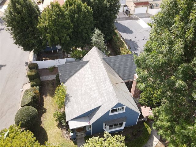 24263 Los Codona, Torrance, CA 90505