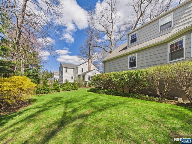 808 Parsons Road, Ridgewood, NJ 07450