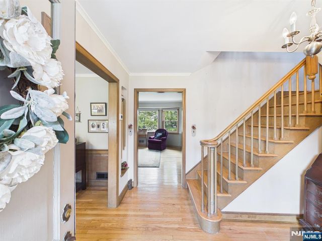 808 Parsons Road, Ridgewood, NJ 07450
