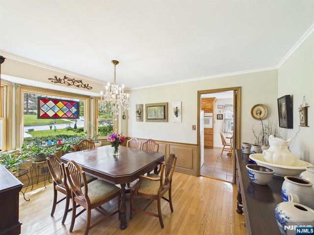808 Parsons Road, Ridgewood, NJ 07450