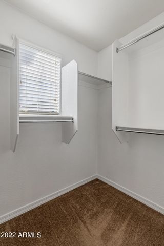 3983 E Cat Balue Drive, Phoenix, AZ 85050