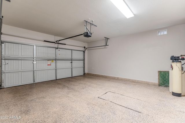 3983 E Cat Balue Drive, Phoenix, AZ 85050