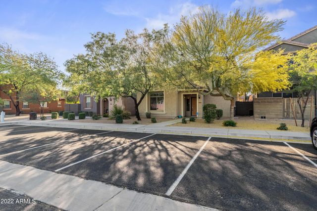 3983 E Cat Balue Drive, Phoenix, AZ 85050