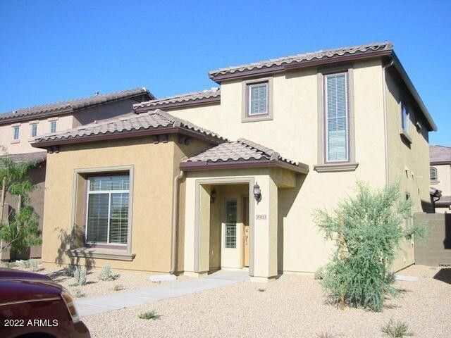3983 E Cat Balue Drive, Phoenix, AZ 85050