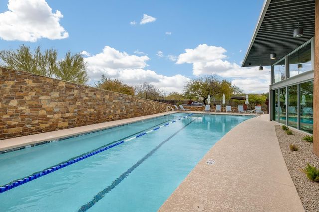 3983 E Cat Balue Drive, Phoenix, AZ 85050