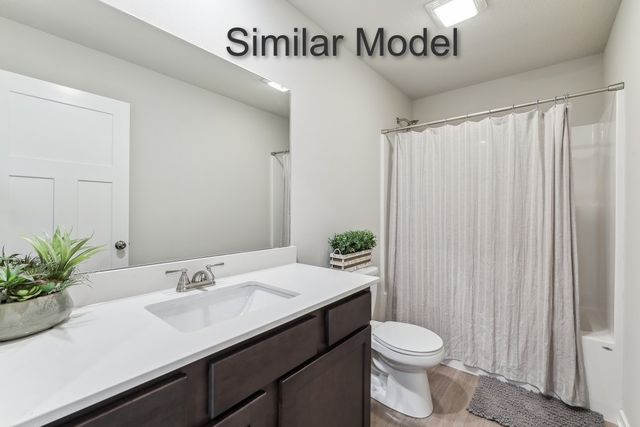 551 NW Rockwood Lane, Grimes, IA 50111