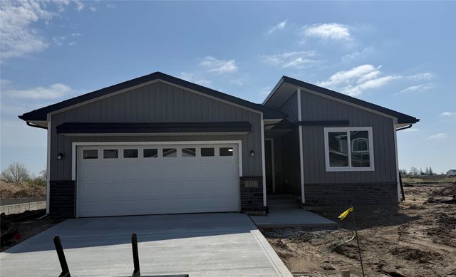 551 NW Rockwood Lane, Grimes, IA 50111