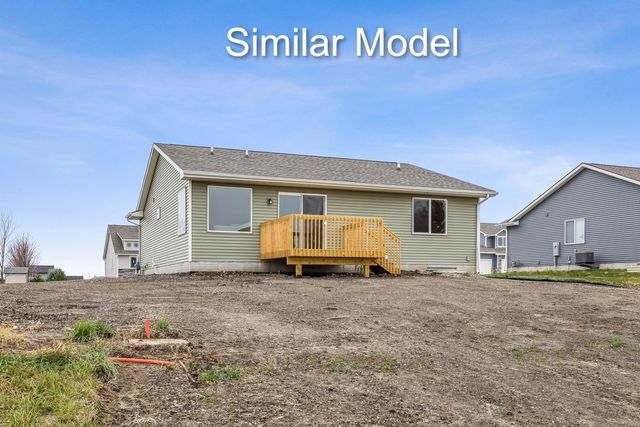 551 NW Rockwood Lane, Grimes, IA 50111