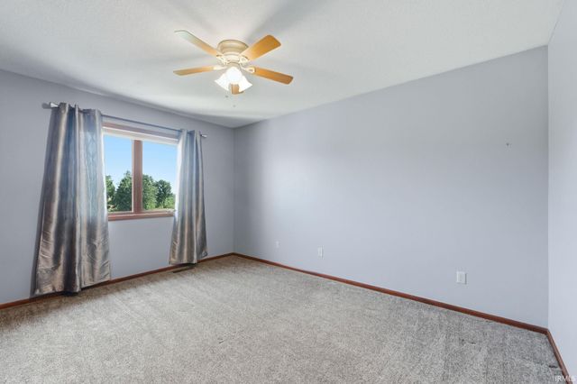 3919 County Rd 34, Auburn, IN 46706
