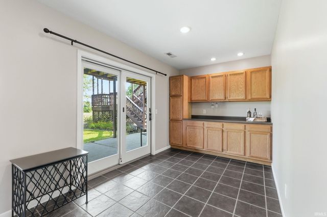 3919 County Rd 34, Auburn, IN 46706