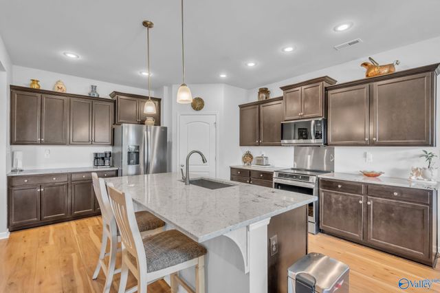 212 Dinner Tree Square, Huntsville, AL 35811