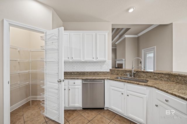 6045 Andhurst Drive, Gulf Shores, AL 36542