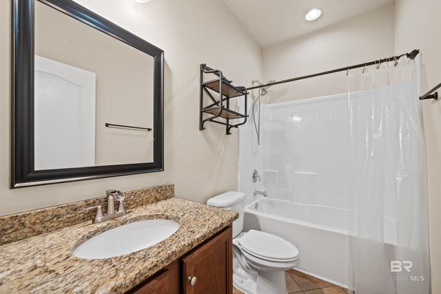 6045 Andhurst Drive, Gulf Shores, AL 36542