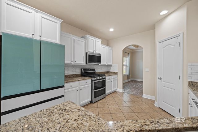 6045 Andhurst Drive, Gulf Shores, AL 36542