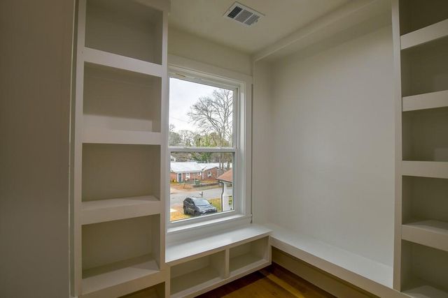 1529 Montreat SW Place, Atlanta, GA 30311