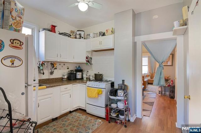 22 Tuttle Street, Wallington, NJ 07057