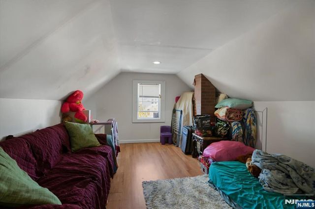 22 Tuttle Street, Wallington, NJ 07057