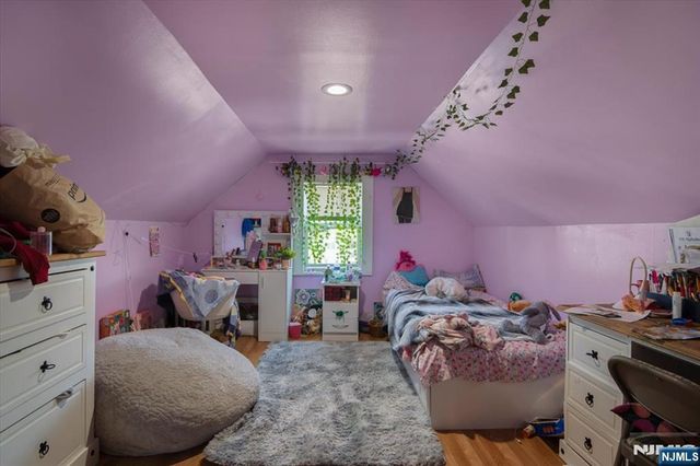 22 Tuttle Street, Wallington, NJ 07057