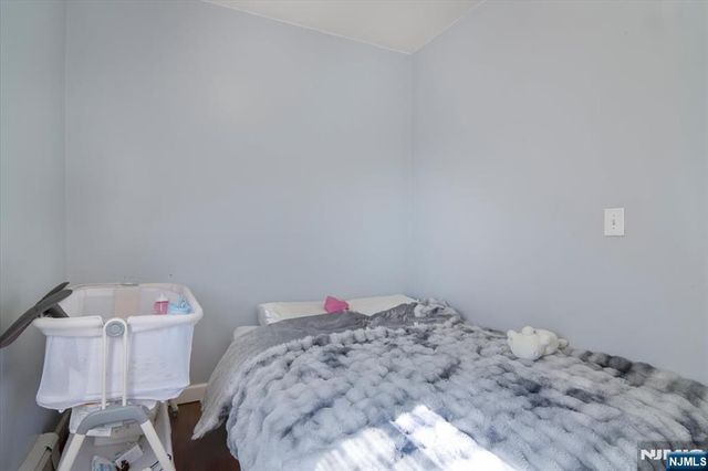 22 Tuttle Street, Wallington, NJ 07057