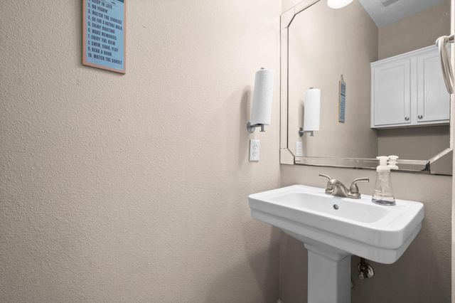 237 Vivian Road, Onalaska, TX 77360