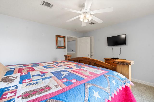 237 Vivian Road, Onalaska, TX 77360