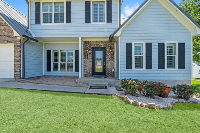 237 Vivian Road, Onalaska, TX 77360