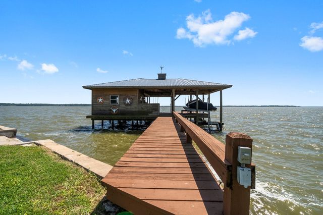 237 Vivian Road, Onalaska, TX 77360