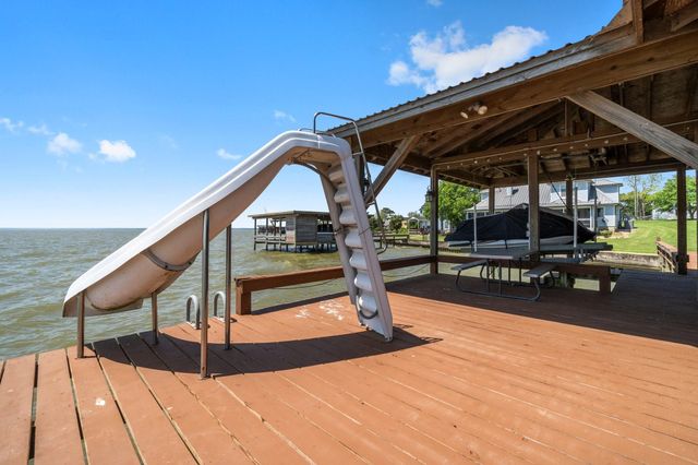 237 Vivian Road, Onalaska, TX 77360