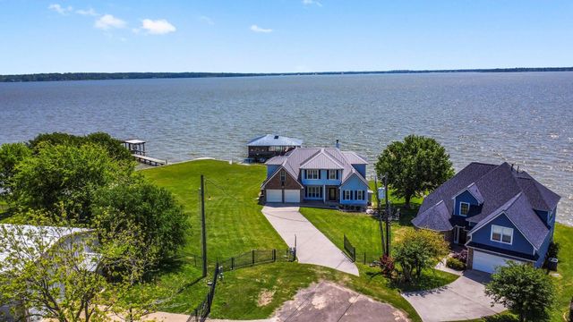 237 Vivian Road, Onalaska, TX 77360