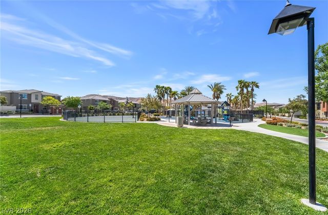 12184 Mojave Gold Road 2, Las Vegas, NV 89183