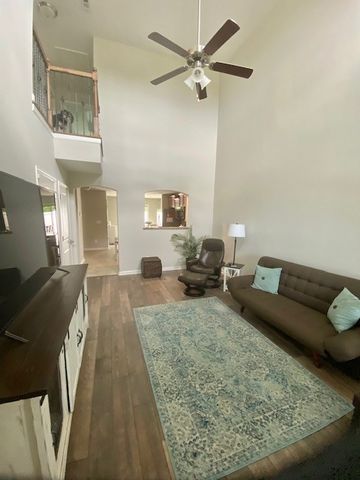 214 Saxony Way, Gallatin, TN 37066