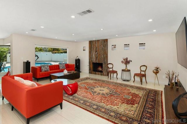 5441 Curie Way, San Diego, CA 92122