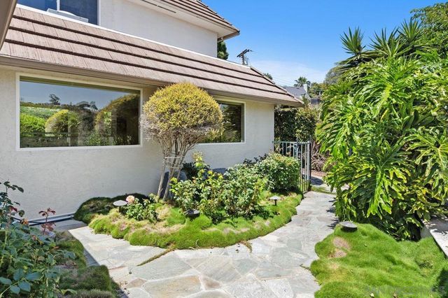 5441 Curie Way, San Diego, CA 92122