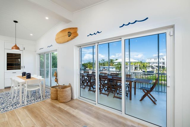 242 Apache Street, Plantation Key, FL 33070