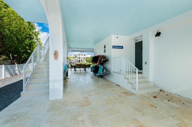 242 Apache Street, Plantation Key, FL 33070