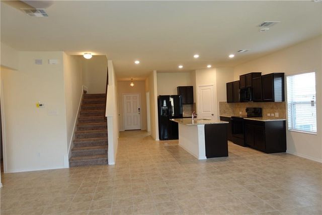 1001 Hillrose DR, Leander, TX 78641