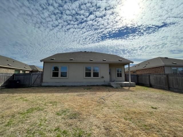 1001 Hillrose DR, Leander, TX 78641