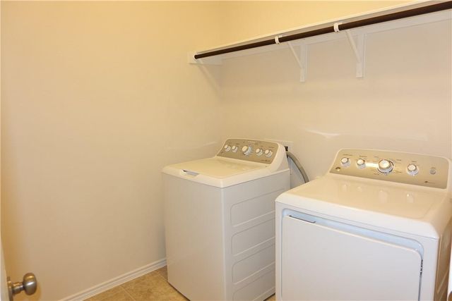 1001 Hillrose DR, Leander, TX 78641