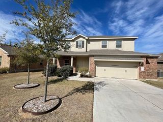 1001 Hillrose DR, Leander, TX 78641