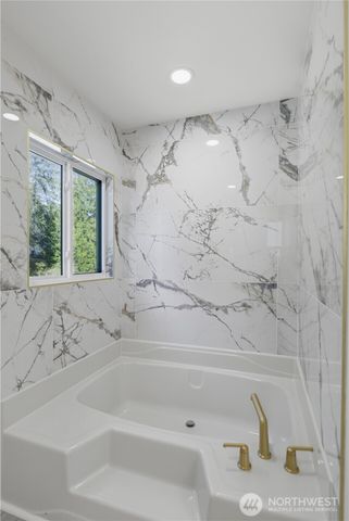 12406 104th Street NW, Gig Harbor, WA 98329