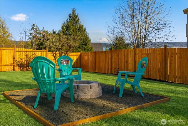 12406 104th Street NW, Gig Harbor, WA 98329