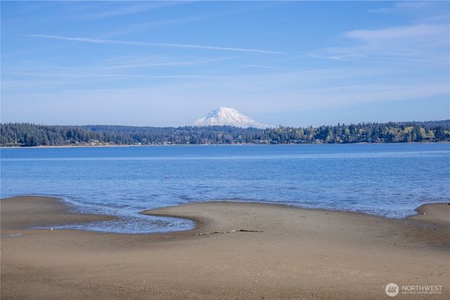 12406 104th Street NW, Gig Harbor, WA 98329