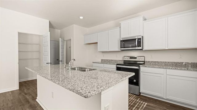 238 Kennelsman Drive, Griffin, GA 30224