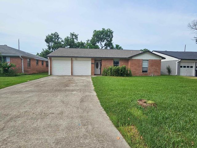 212 Harold Lane, Baytown, TX 77521